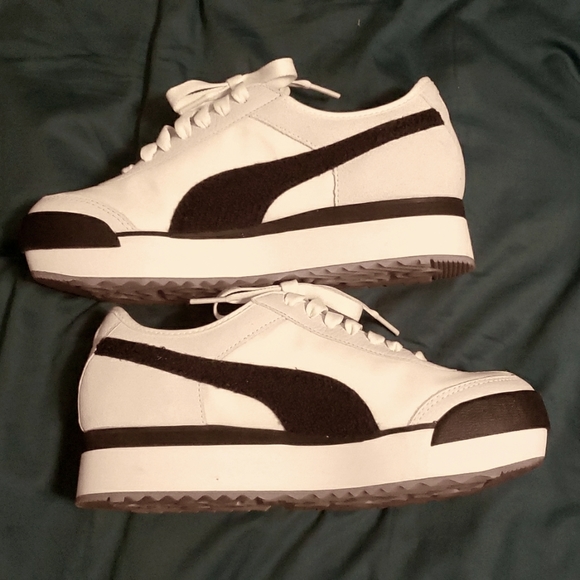 Puma Sneakers - Picture 10 of 13